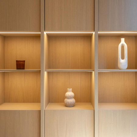 Central Inn, New Bazaar Apartment ティラナ エクステリア 写真