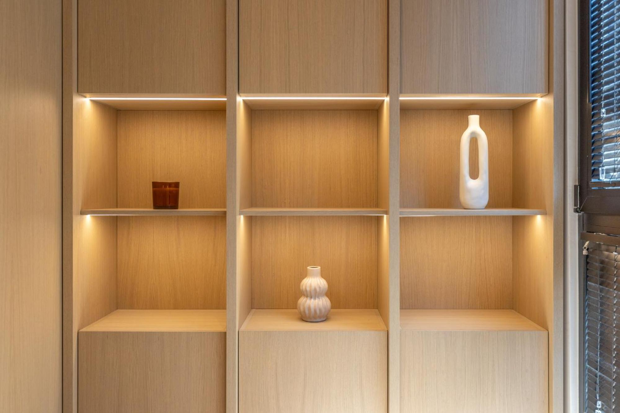 Central Inn, New Bazaar Apartment ティラナ エクステリア 写真