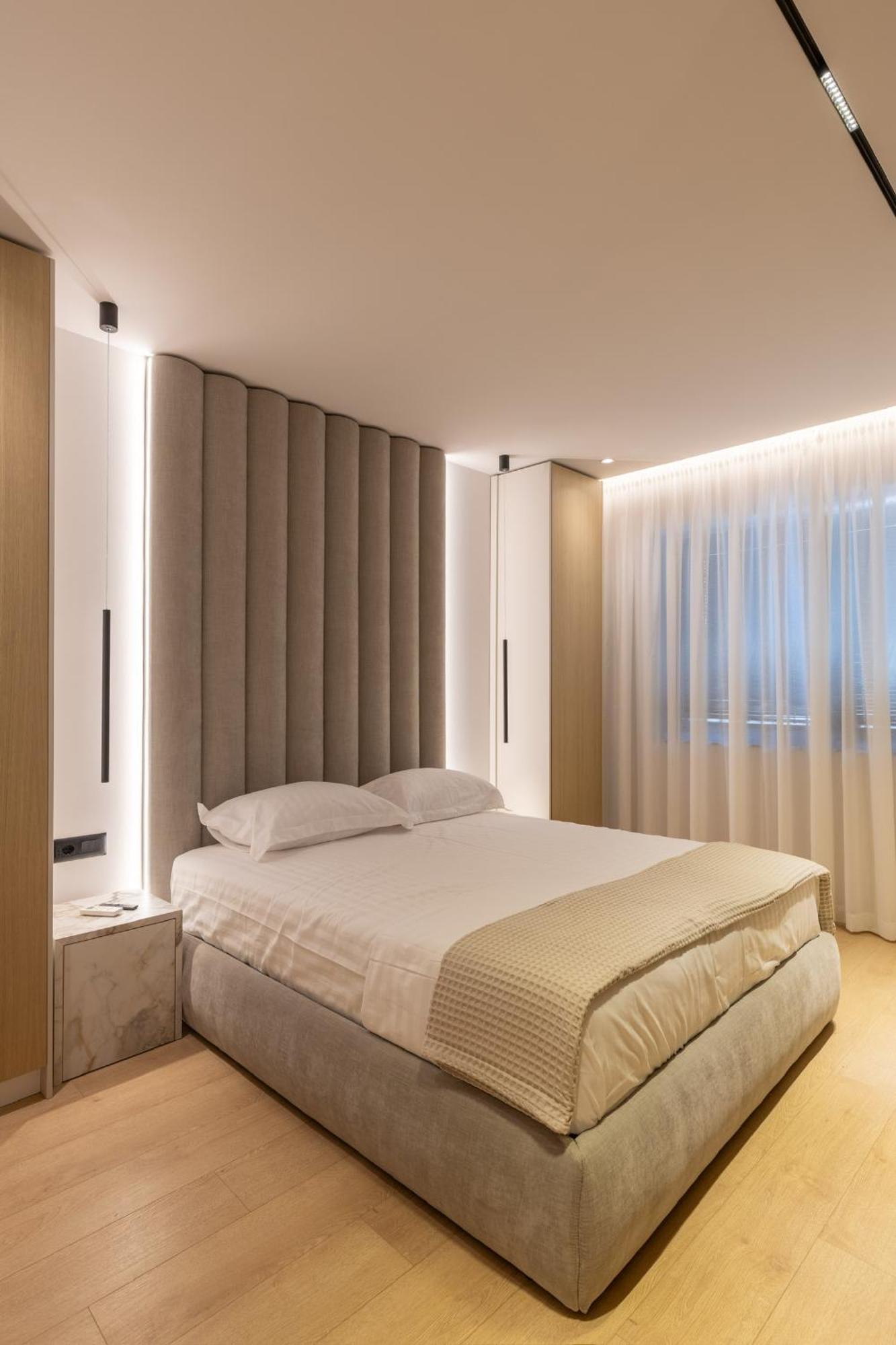 Central Inn, New Bazaar Apartment ティラナ エクステリア 写真
