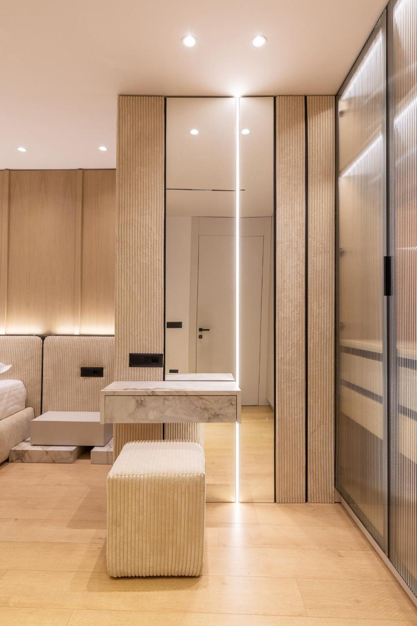 Central Inn, New Bazaar Apartment ティラナ エクステリア 写真