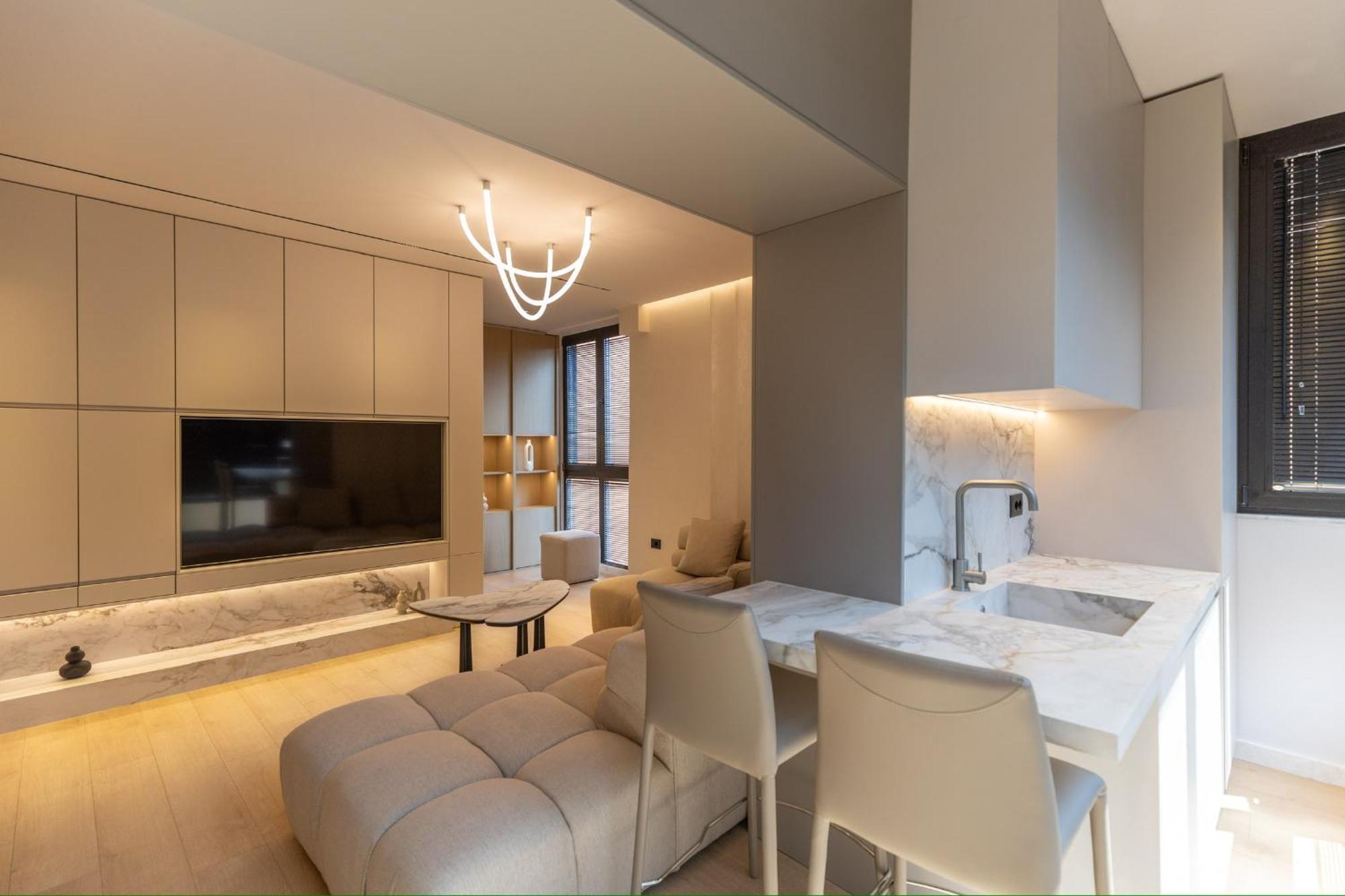 Central Inn, New Bazaar Apartment ティラナ エクステリア 写真