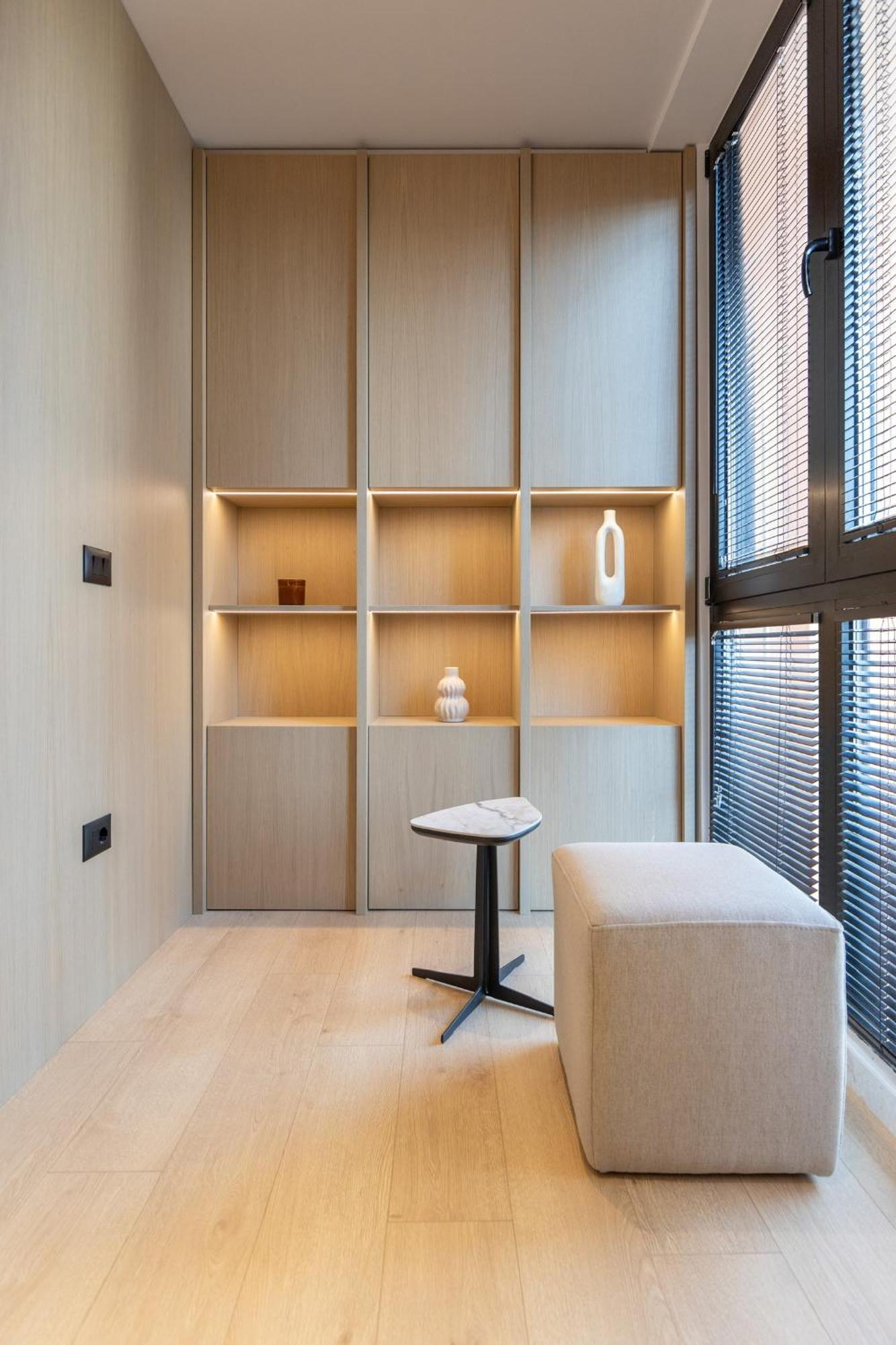 Central Inn, New Bazaar Apartment ティラナ エクステリア 写真