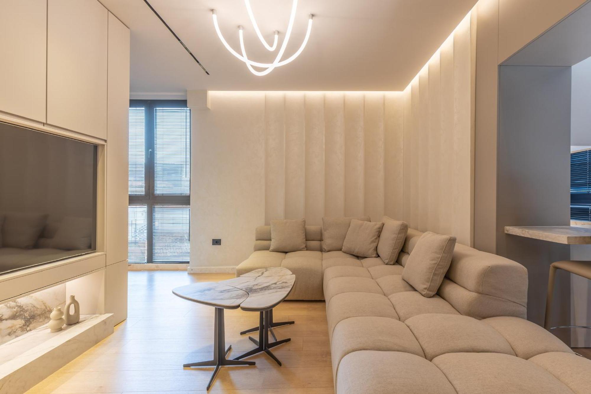Central Inn, New Bazaar Apartment ティラナ エクステリア 写真